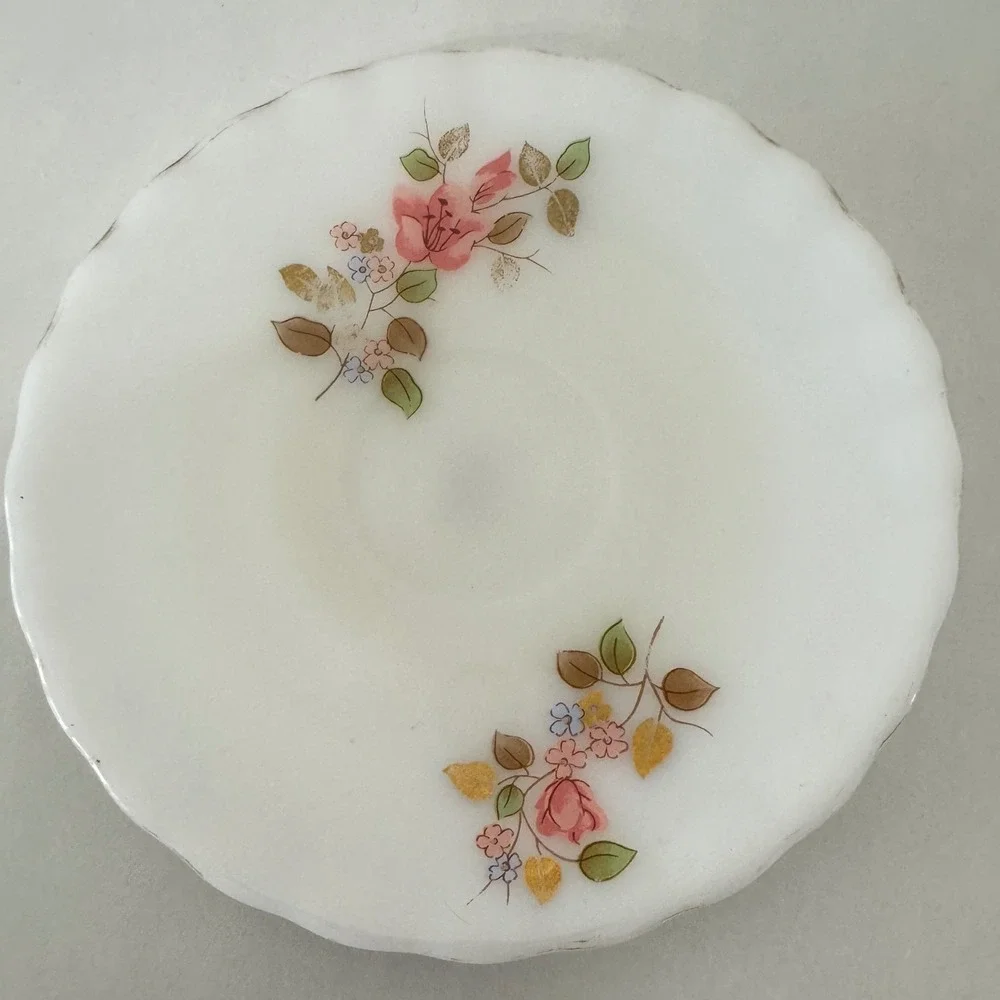 Opalong by MUN HWA Small Saucers Set of 3 Floral‎ Design Vintage
